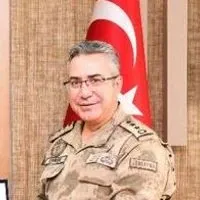 Murat Evren Kimdir?