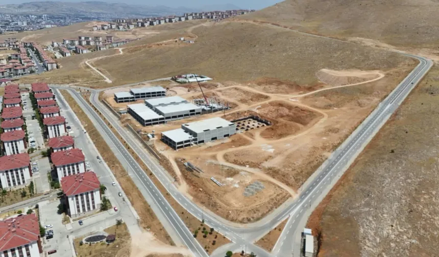 Başkan Şerifoğulları, Mobilyacılar Sitesi'nde İncelemede Bulundu